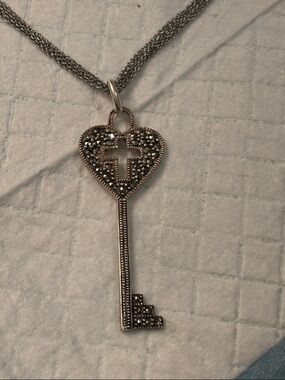 Heart Key Pendant Necklace in Silver 925 Marked